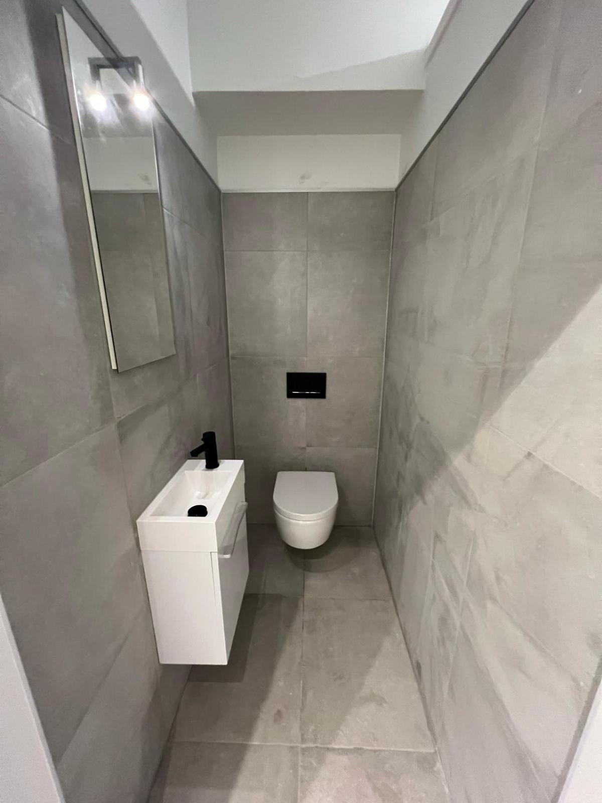 Lovely 2 Bedroom Appartment Near Knokke-Strand Beach Bar Esterno foto